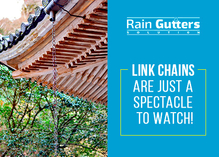 Link Rain Chain at a Japanese Roof